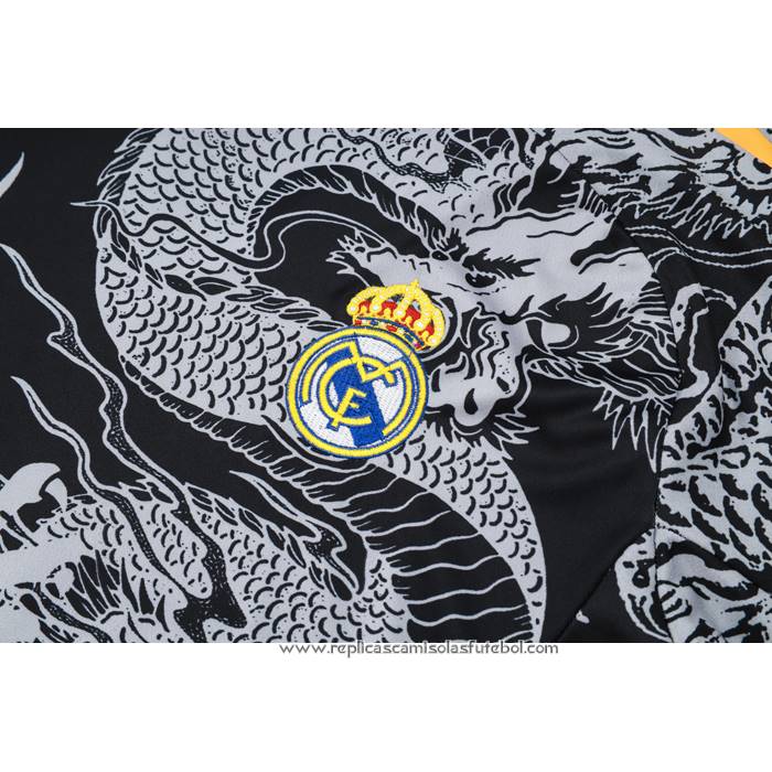 Fato de Treino
 Real Madrid Dragon 2024-2025 Manga Curta
 Preto
 - Calcas Curta
